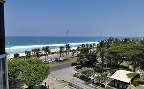Apartamento frente mar, Posto 5 - Barra da Tijuca